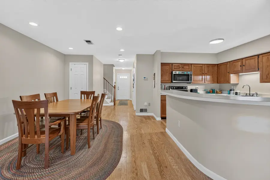 18 Indian Hill Lane #18, Salem, MA 01970 - #2