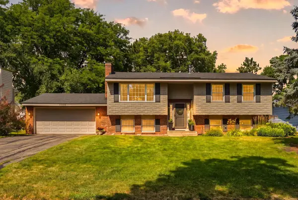 10924 Hyland Terrace, Eden Prairie, MN 55344