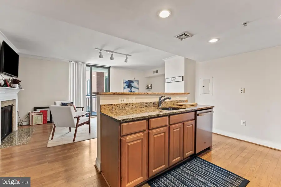 414 Water St #1201, Baltimore, MD 21202 - #2