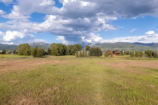 2625 Goldshire Drive, Driggs, ID 83422