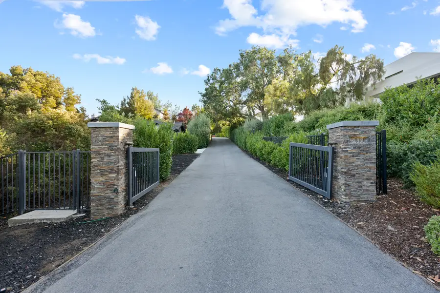 26960 Orchard Hill Lane, Los Altos Hills, CA 94022 - Image #3