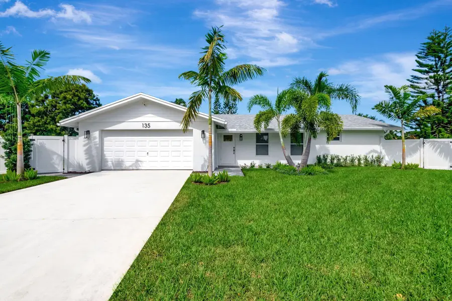 135 SE 28th Court, Boynton Beach, FL 33435 - #2