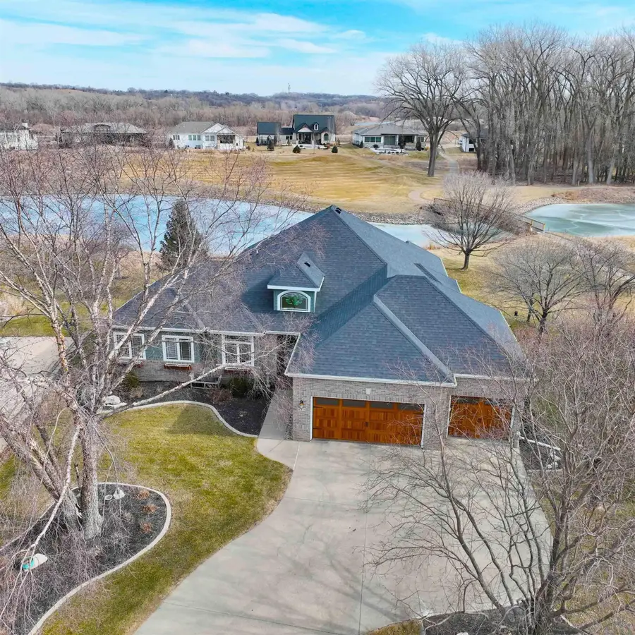 820 E Saint Andrews, Dakota Dunes, SD 57049 - #2