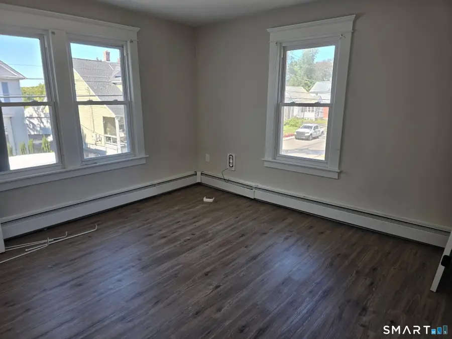 82 Windsor Street #2ND Fl, Enfield, CT 06082 - #3