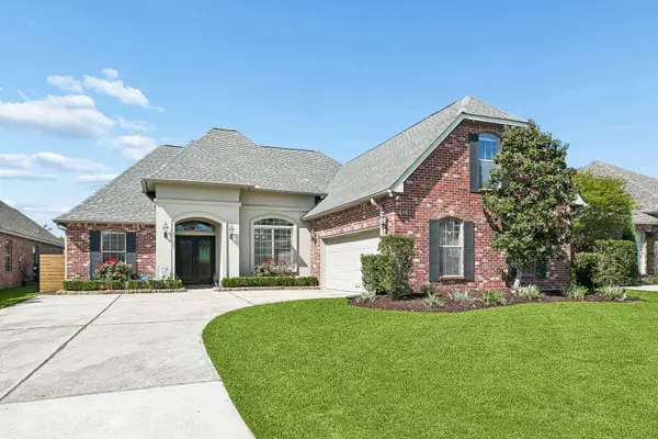 125 Cypress Lakes Drive, Slidell, LA 70458