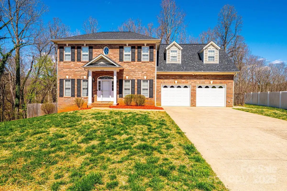 2640 Ironwood Drive, Hickory, NC 28602 - Image #1