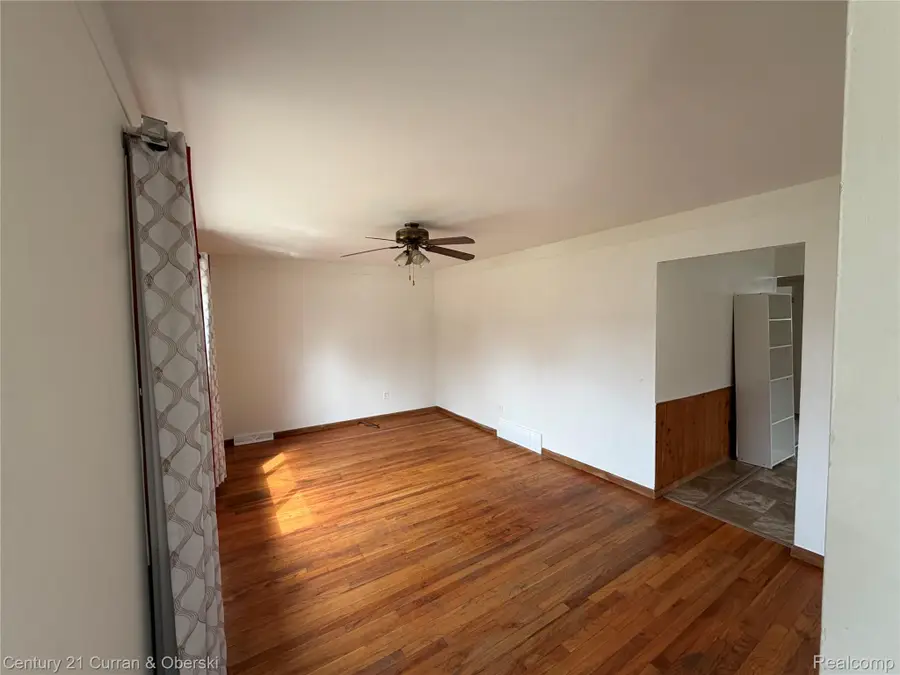 5972 N Gulley Road, Dearborn Heights, MI 48127 - #2