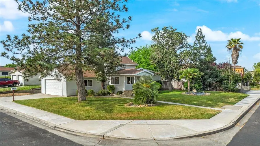 572 Pedersen Road, Oakdale, CA 95361 - #2