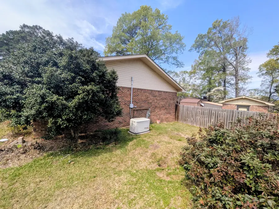 1098 Quapaw, Camden, AR 71701 - #3