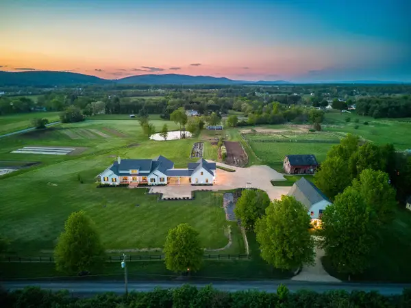 37370 Allder School Rd, PURCELLVILLE, VA 20132