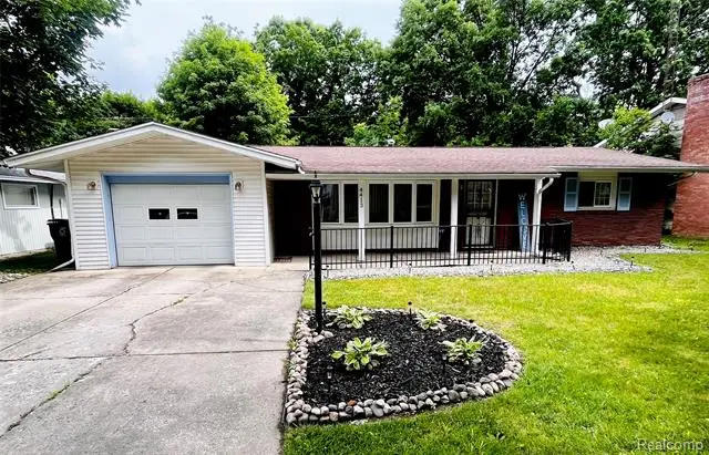 4413 Greenbrook Lane, Flint, MI 48507 - #2