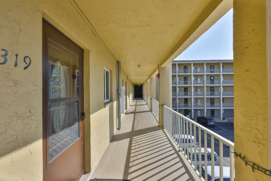 3656 Lake Bayshore Dr, Bldg K #319, Bradenton, FL 34205 - #2
