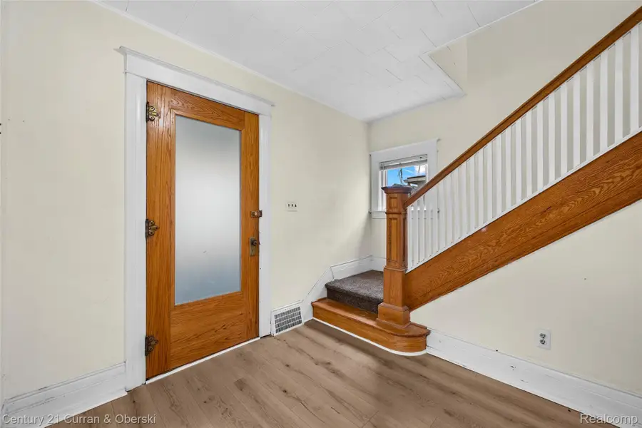 902 S Washington Avenue, Royal Oak, MI 48067 - #2