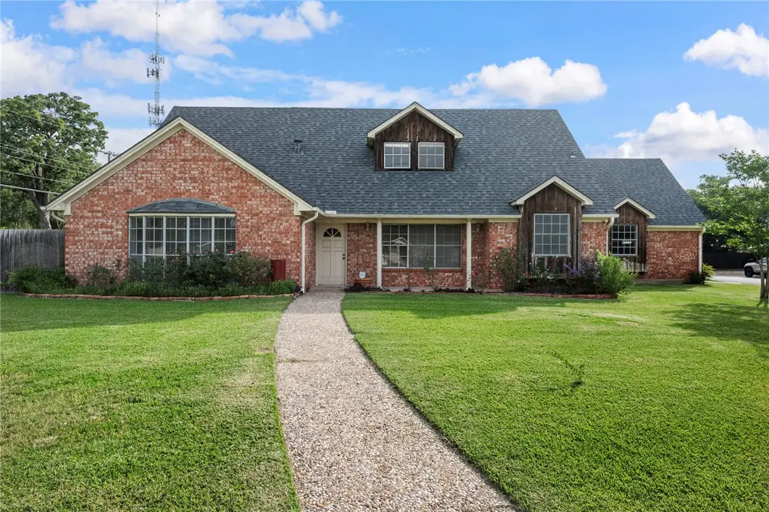 3705 Carter Creek Parkway, Bryan, TX 77802 - #1
