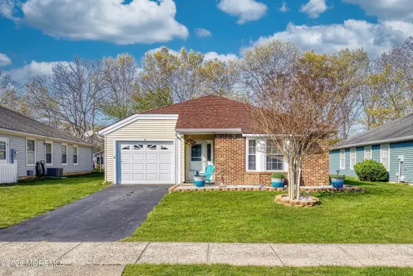 12 Dogwood Dr, BARNEGAT, NJ 08005