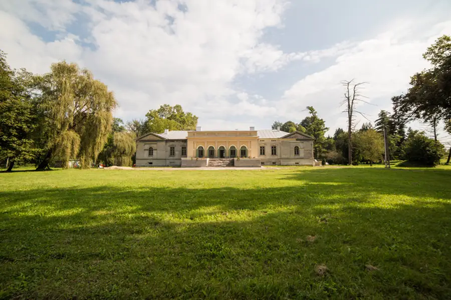 112 Clearwater Way, Rancho Mirage, CA 92270 - #2