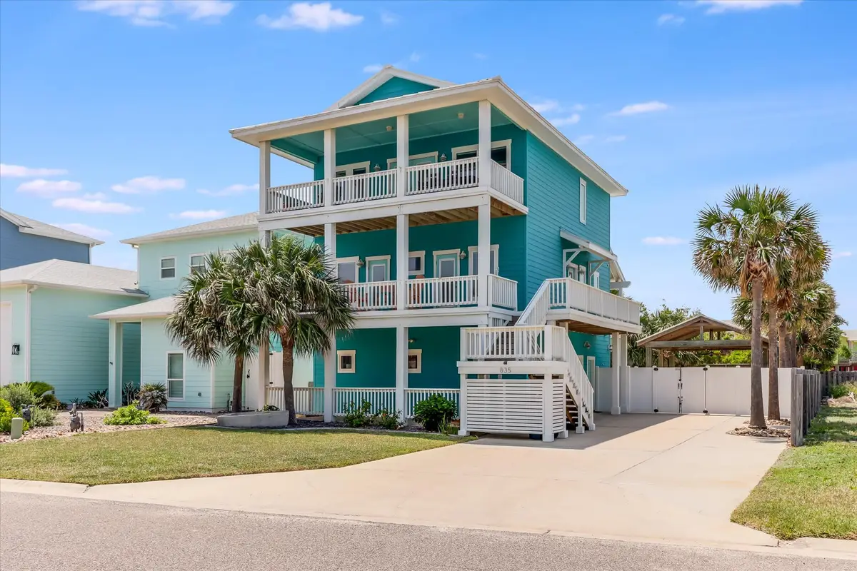 835 Ocean Side, Port Aransas, TX 78373 - Image #1