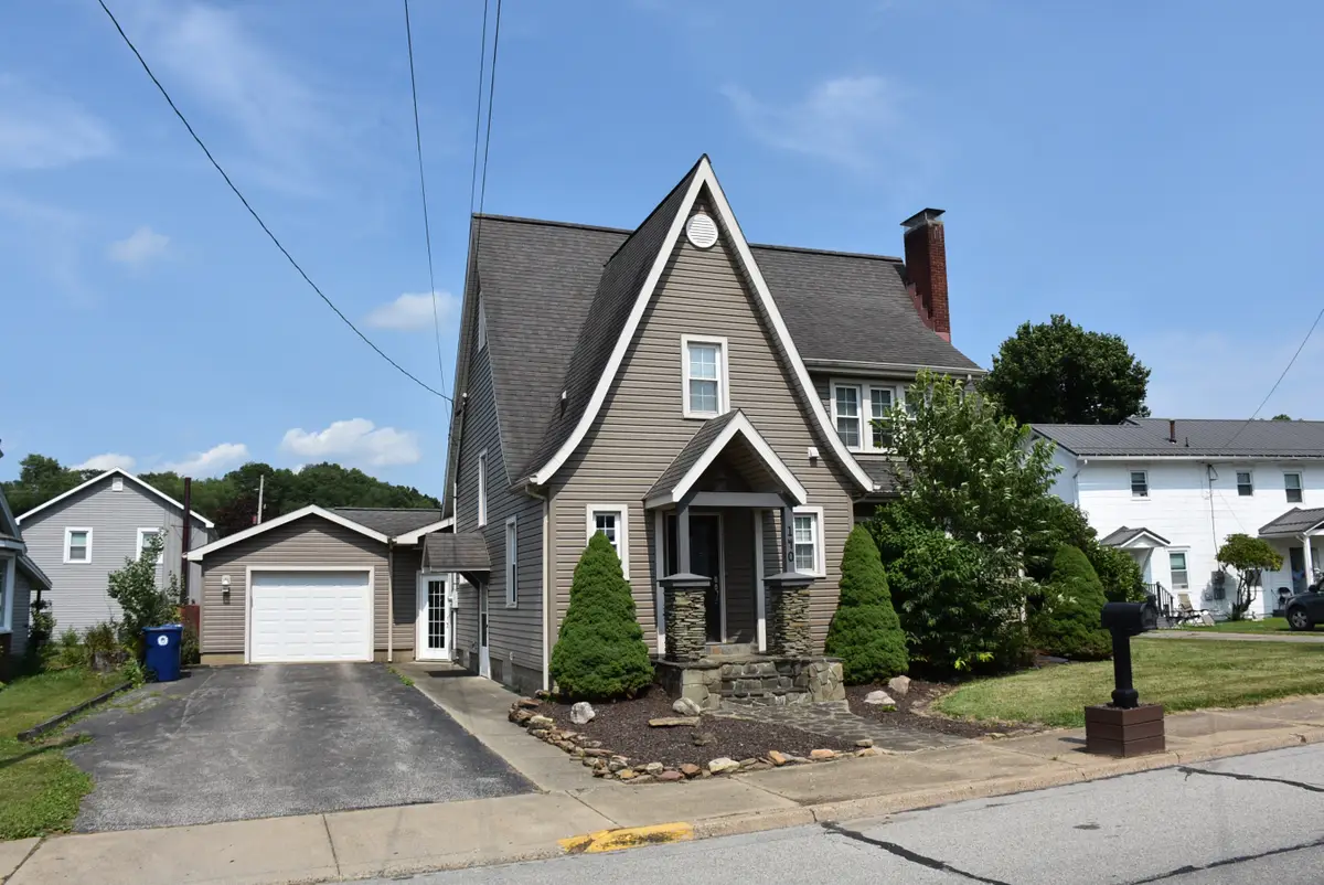 140 N Franklin Street, Cochranton, PA 16314 - #1