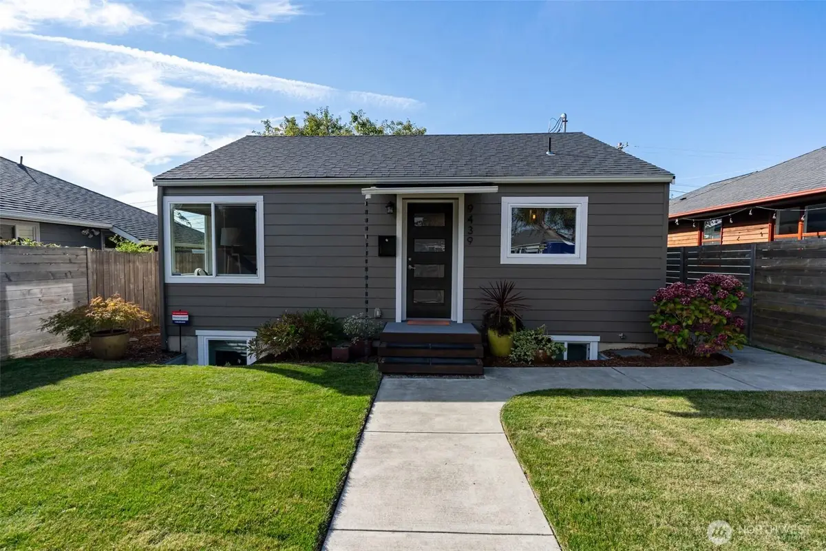 9439 21st Avenue Sw, Seattle, WA 98106 - #1