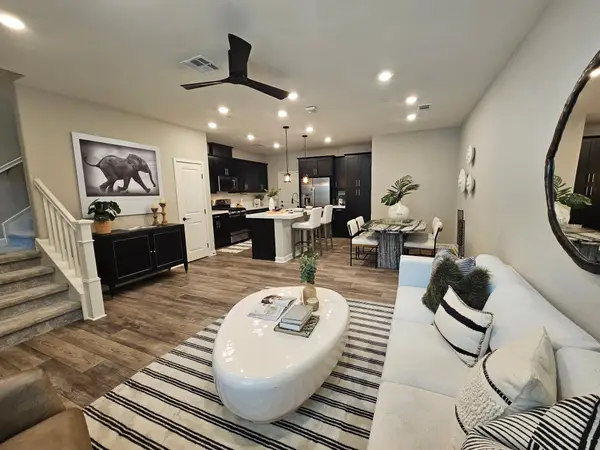 1118 Delpy View Point, Vista, CA 92084