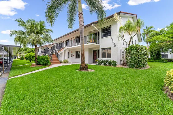 4983 Pepper Circle #H206, Naples, FL 34113