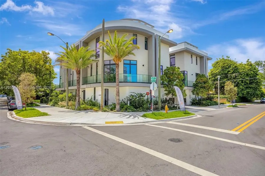 2692 SW 25th Ave, Miami, FL 33133 - #2
