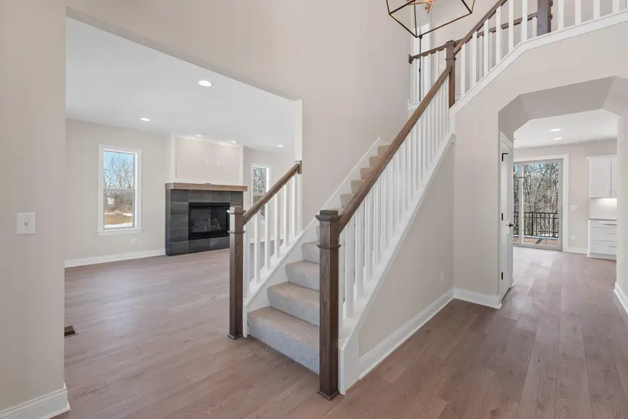 W192N5472 Red Crown Ln, Menomonee Falls, WI 53051 - #2