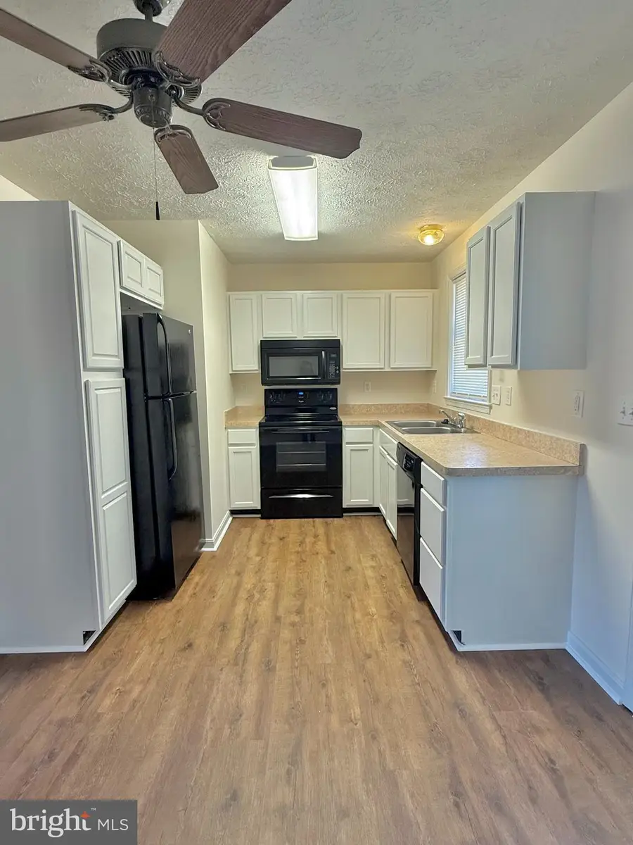 11516 Woodland View Drive, Fredericksburg, VA 22407 - Image #3