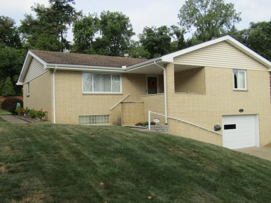 131 Forest Road, Weirton, WV 26062 - Image #2