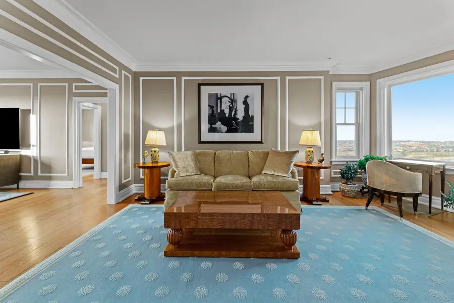 625 S Skinker Boulevard #1702, Saint Louis, MO 63105 - Image #2