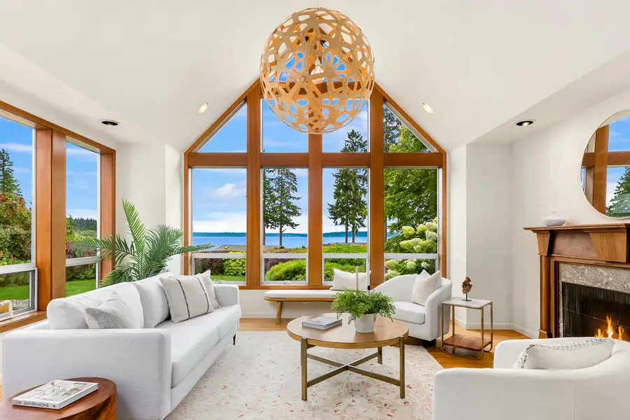 10017 Edgecombe Place Ne, Bainbridge Island, WA 98110 - #2