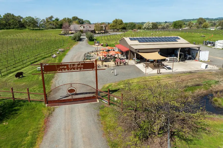 7505 Wise Road, Auburn, CA 95603 - Image #2