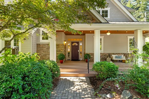 3562 Upper Dr, LakeOswego, OR 97035