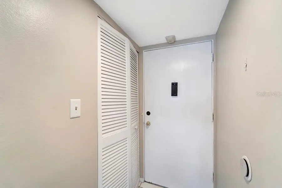 2763 Woodgate Lane #211, Sarasota, FL 34231 - Image #3