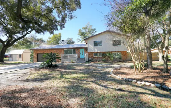 951 Pocahontas Drive, Fort Walton Beach, FL 32547