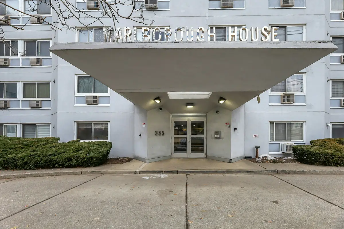 333 Grand Avenue 4E, Palisades Park, NJ 07650 - Image #1