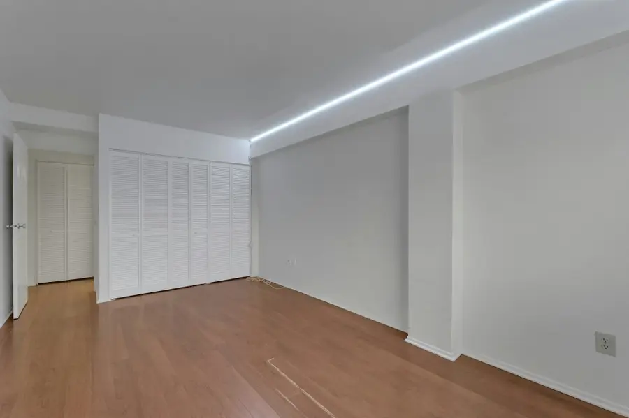 333 Grand Avenue 4E, Palisades Park, NJ 07650 - Image #3