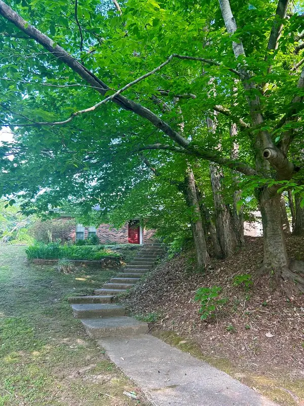 405 Longwood Drive, Vicksburg, MS 39180