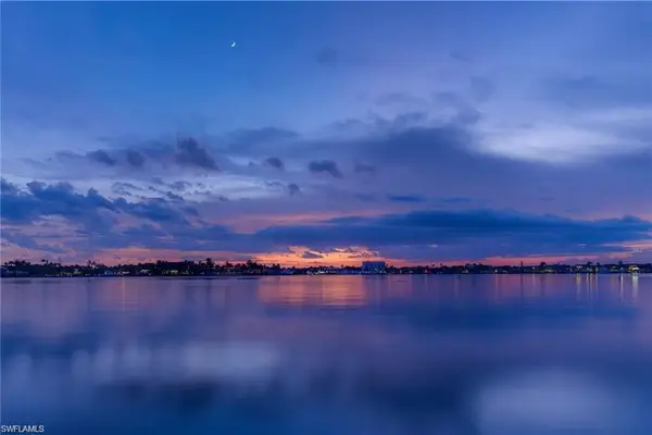 1535 Dolphin Lane, Naples, FL 34102