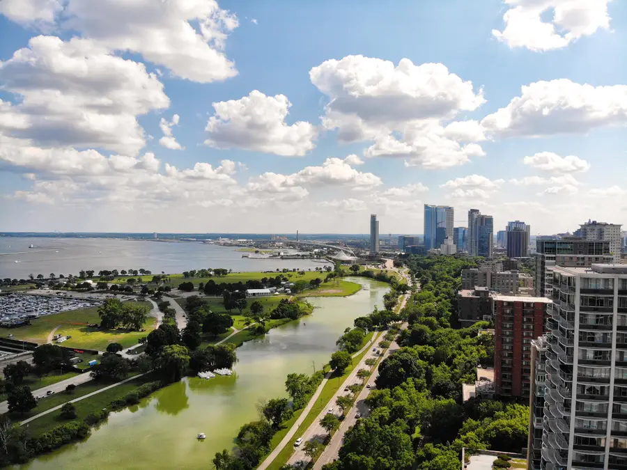 1660 N Prospect Ave, Milwaukee, WI 53202 - Image #3