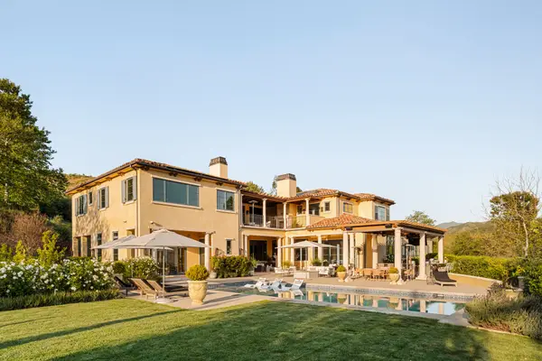 26769 Mulholland Highway, Calabasas, CA 91302