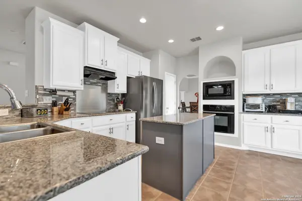 24710 Cloudy Crk, San Antonio, TX 78255