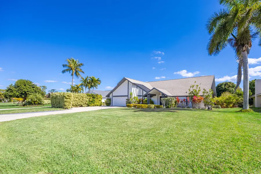 2529 Kings Lake Boulevard, Naples, FL 34112 - #2