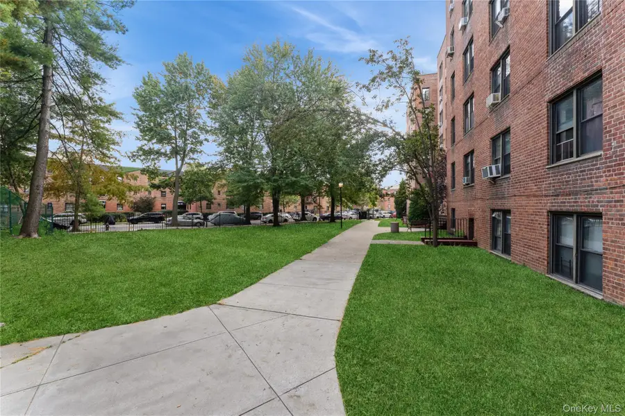 150-11 72nd Road #H4, Flushing, NY 11367 - Image #3