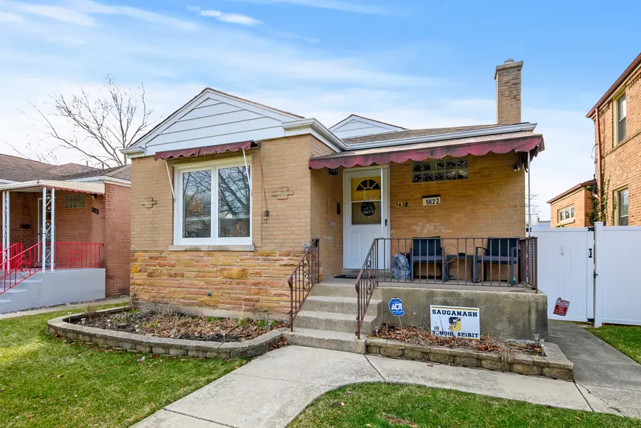5622 N Kenneth Avenue, Chicago, IL 60646 - #2