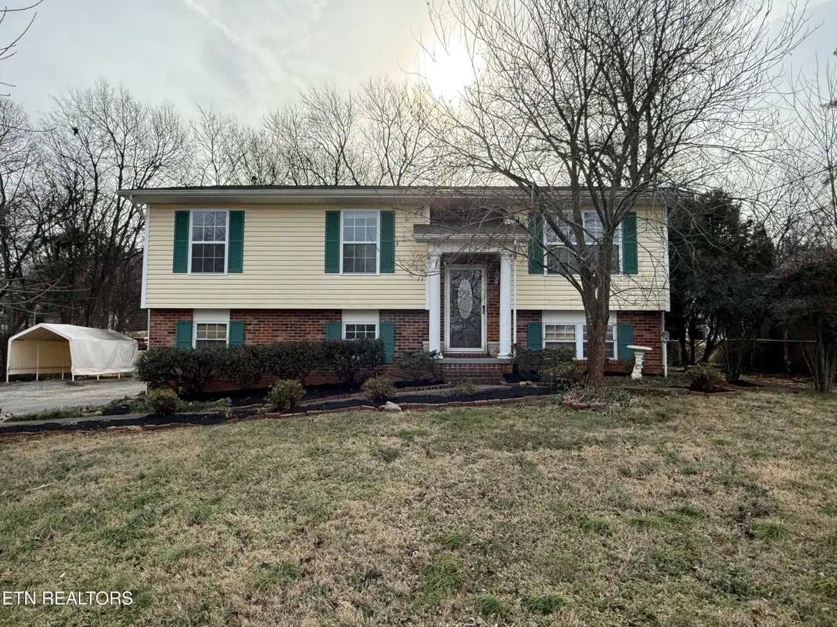 220 Brampton Rd, Knoxville, TN 37934 - #1