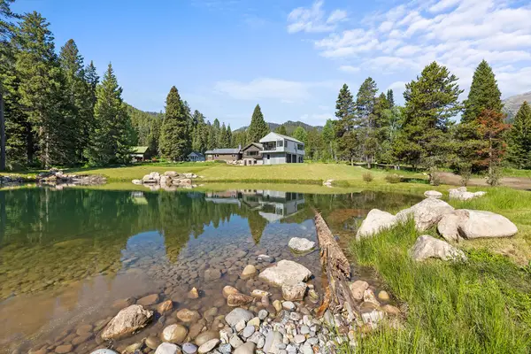 7000 W Gill Huff Road, Wilson, WY 83014