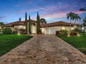 920 NW 122nd Avenue, Plantation, FL 33325