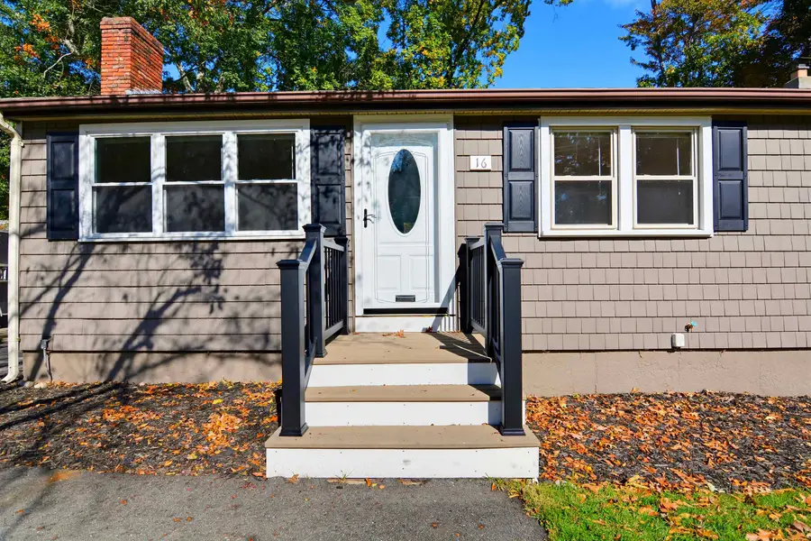 16 Taylor Street, Salem, NH 03079 - #3