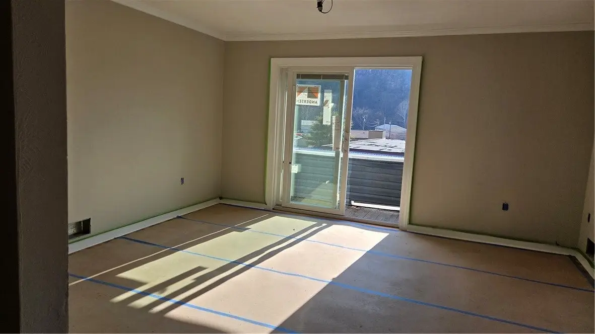 199 Broadway Avenue, New Kensington, PA 15068 - #1